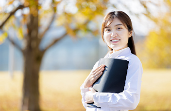 新入職員の紹介